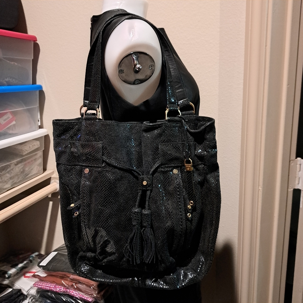 Cole Haan Women's Black Shoulder Bag Shiny Snake Skin Drawstring - Picture 16 of 16